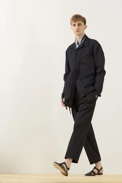 Look 4